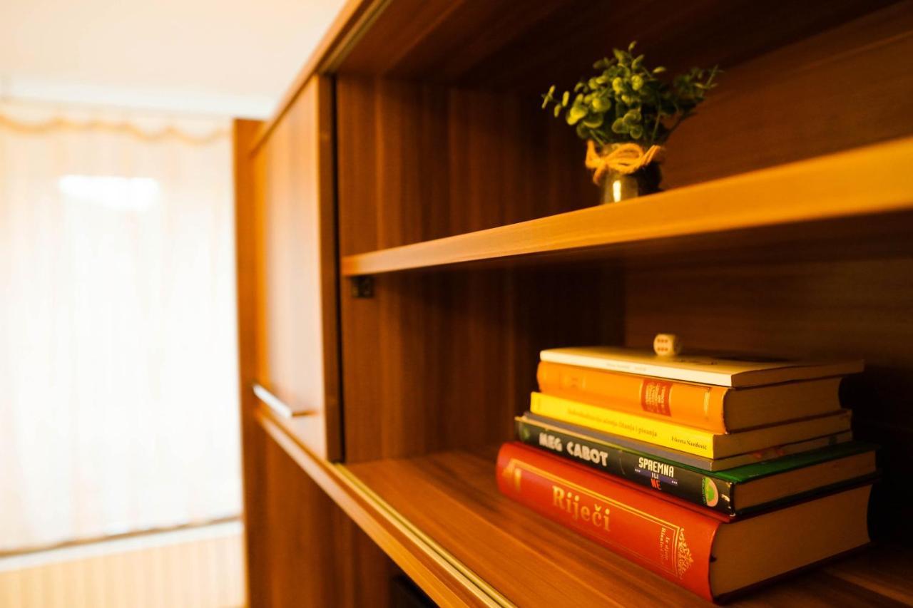City Center Grand Apartment - Three-Bedroom, Free Parking Sarajevo Extérieur photo