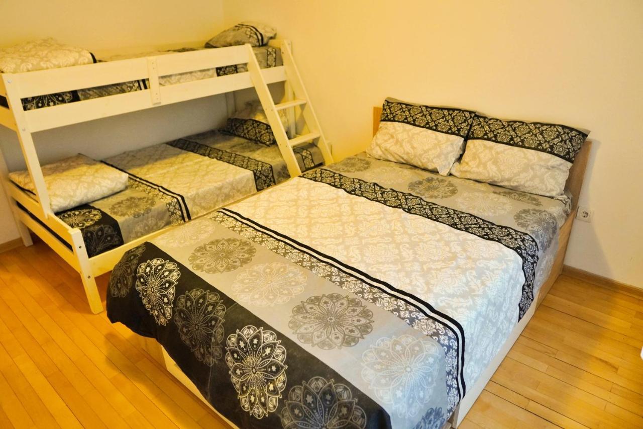 City Center Grand Apartment - Three-Bedroom, Free Parking Sarajevo Extérieur photo